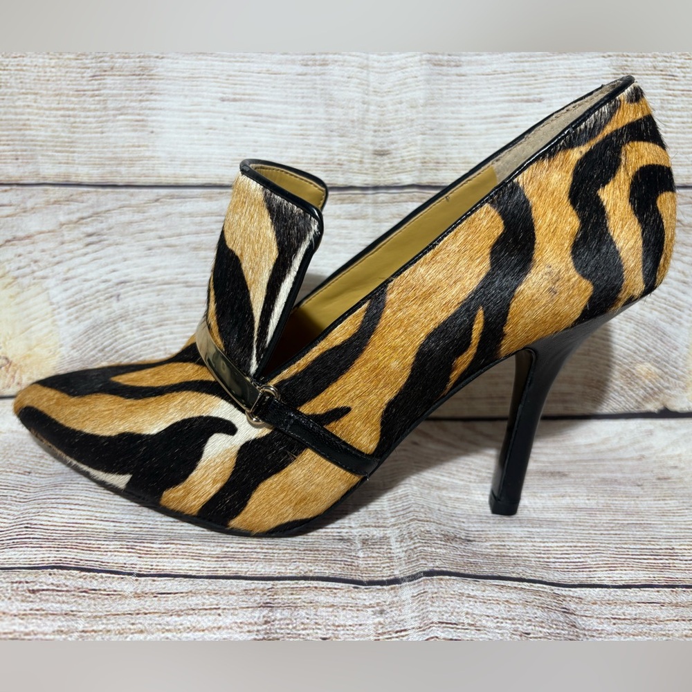 Nine West Sz 8.5 M Animal Print Cow Leather Stiletto Heels